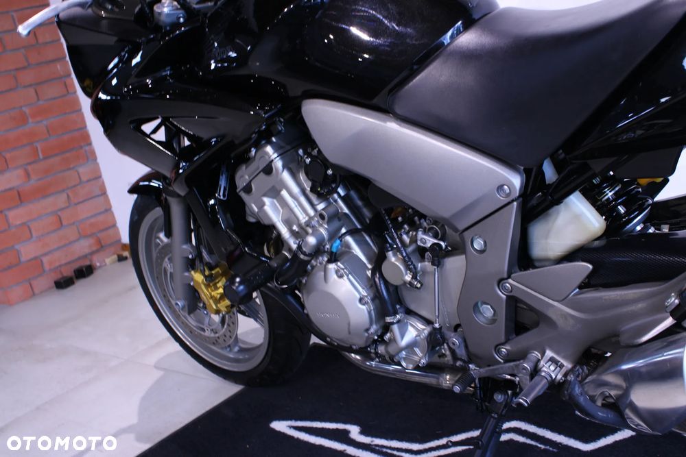 Honda CBF - 34