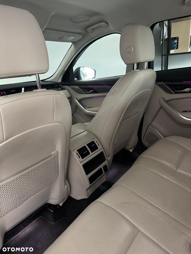 Jaguar F-Pace 2.0 D200 mHEV AWD S - 10