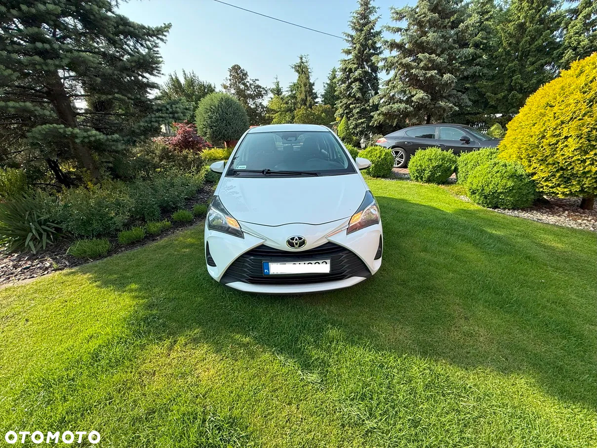 Toyota Yaris - 4