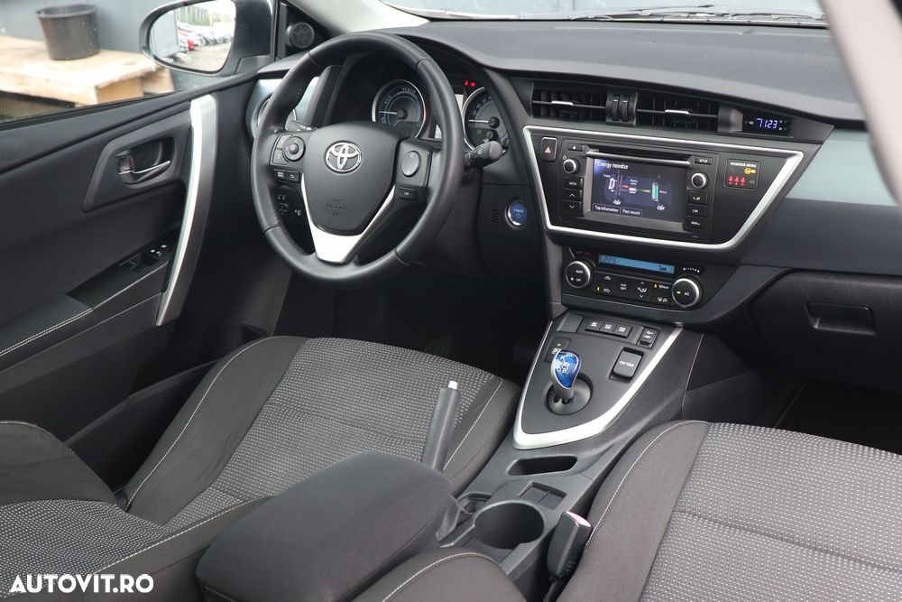Toyota Auris 1.8 L VVT-i Hybrid Luna - 17