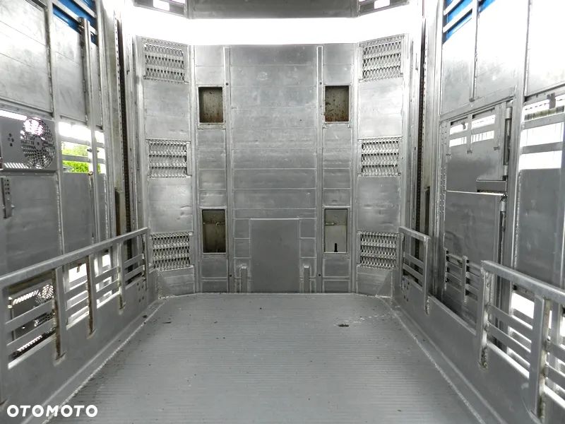 Pezzaioli Semi Trailer SBA32   3+3+3 - 4
