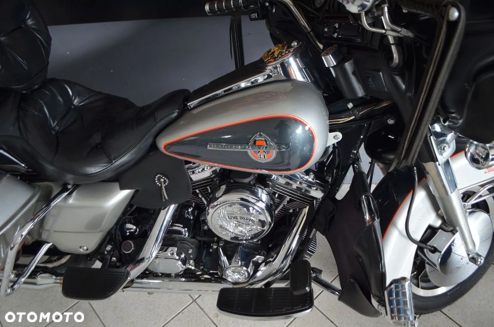 Harley-Davidson FLHT Electra Glide Standard - 17