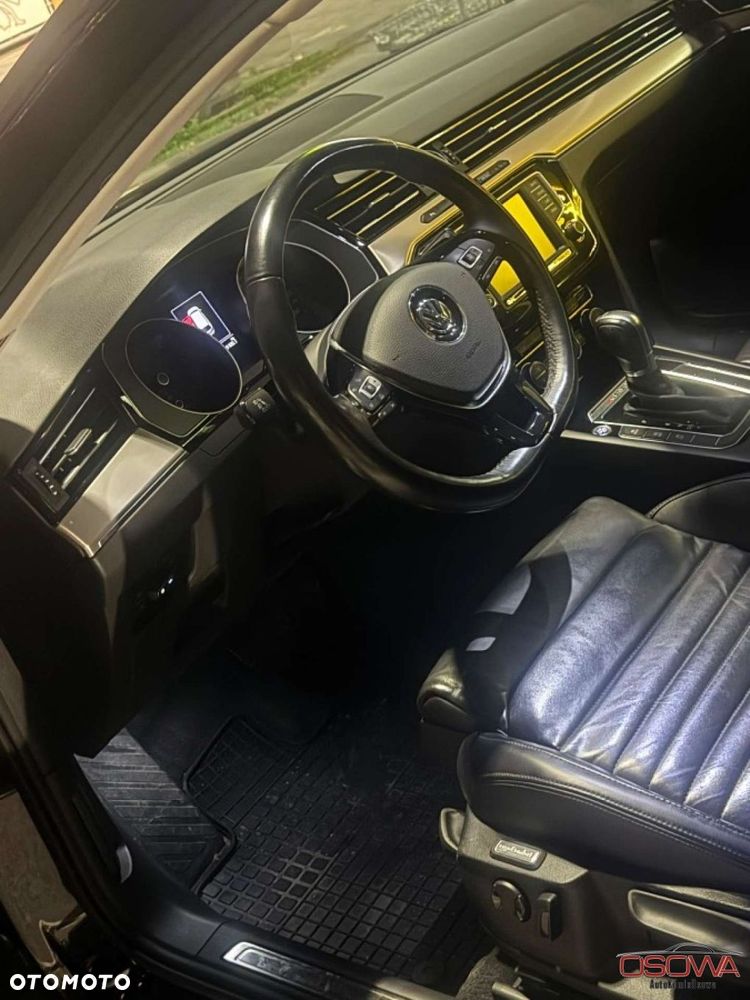 Volkswagen Passat Variant - 4