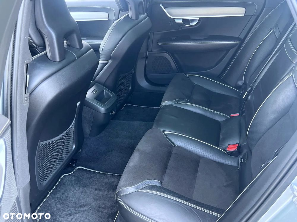 Volvo V90 - 21
