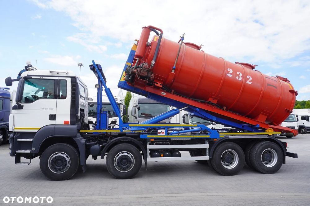 MAN TGS 35.400 8×4 E5 / Hakowiec HYVA LIFT 32.56 SE / Beczka Asenizacyjna 13000 l - 3