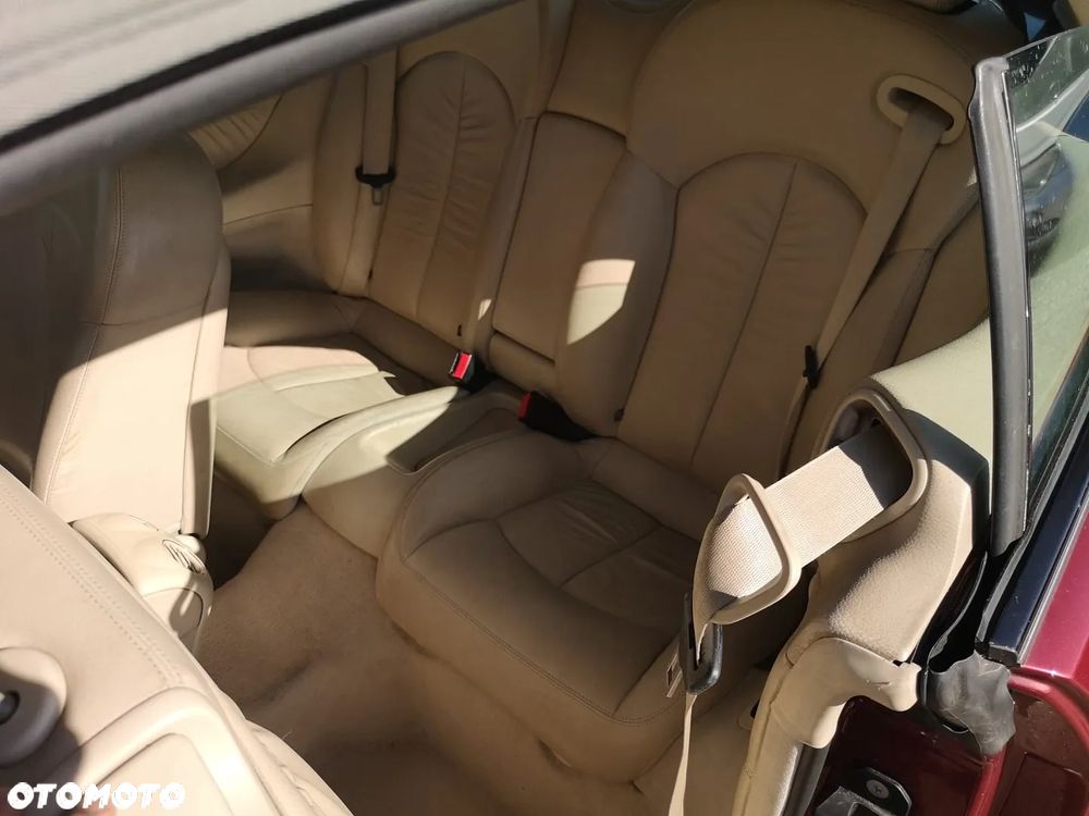 Mercedes-Benz CLK 350 7G-TRONIC Avantgarde - 22