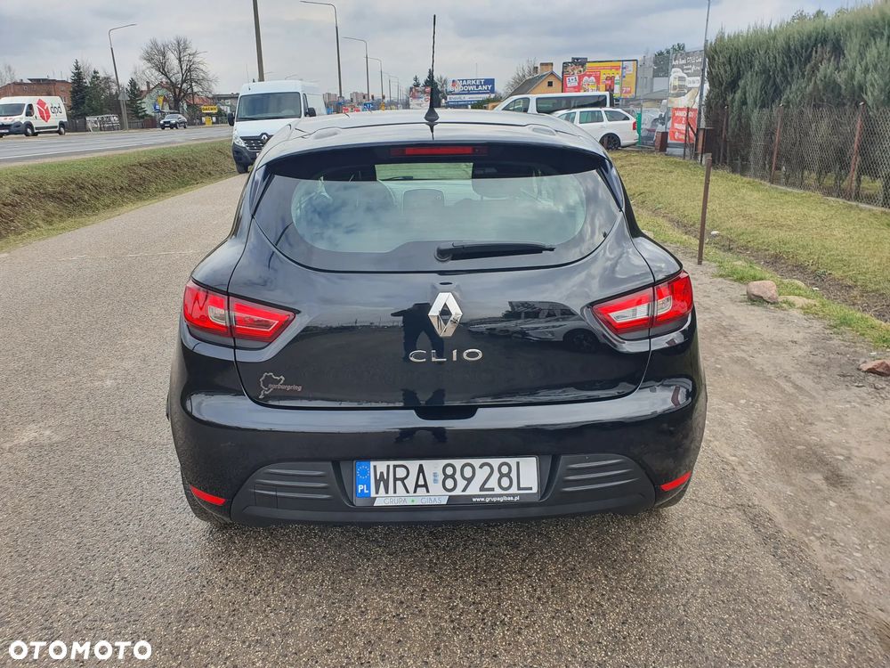 Renault Clio 1.2 16V 75 LIMITED - 6