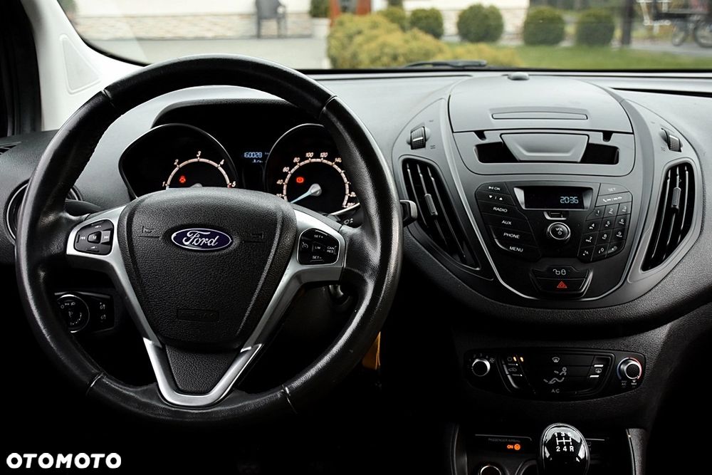 Ford Tourneo Courier 1.5 TDCi Trend - 16