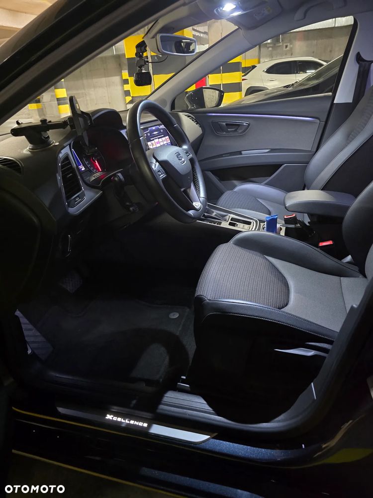 Seat Leon 1.5 eTSI Xcellence DSG - 25