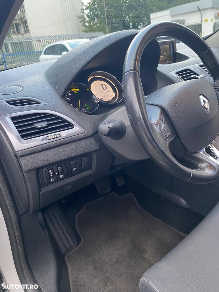 Renault Megane 1.5 dCi Dynamique Aut. - 18