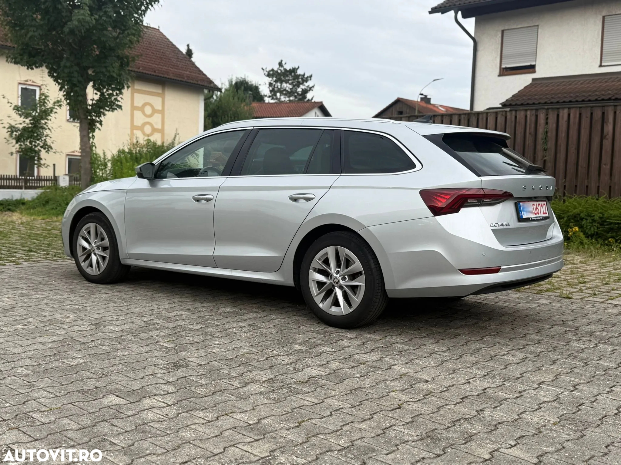 Skoda Octavia 2.0 TDI DSG Style - 7