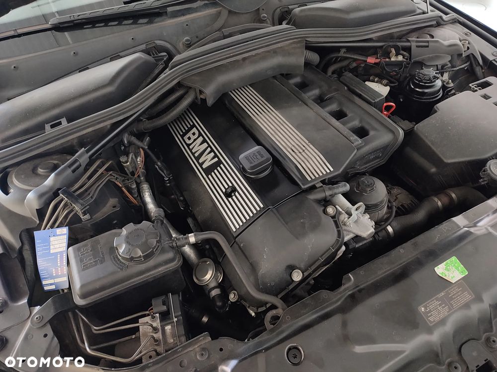 BMW Seria 5 - 38