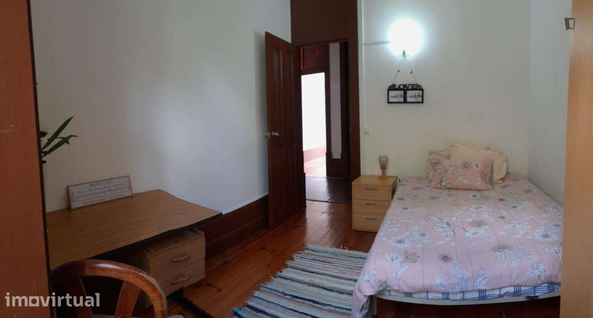 Quarto - localizado em Baixa de Santa Clara Coimbra - Grande imagem: 2/14