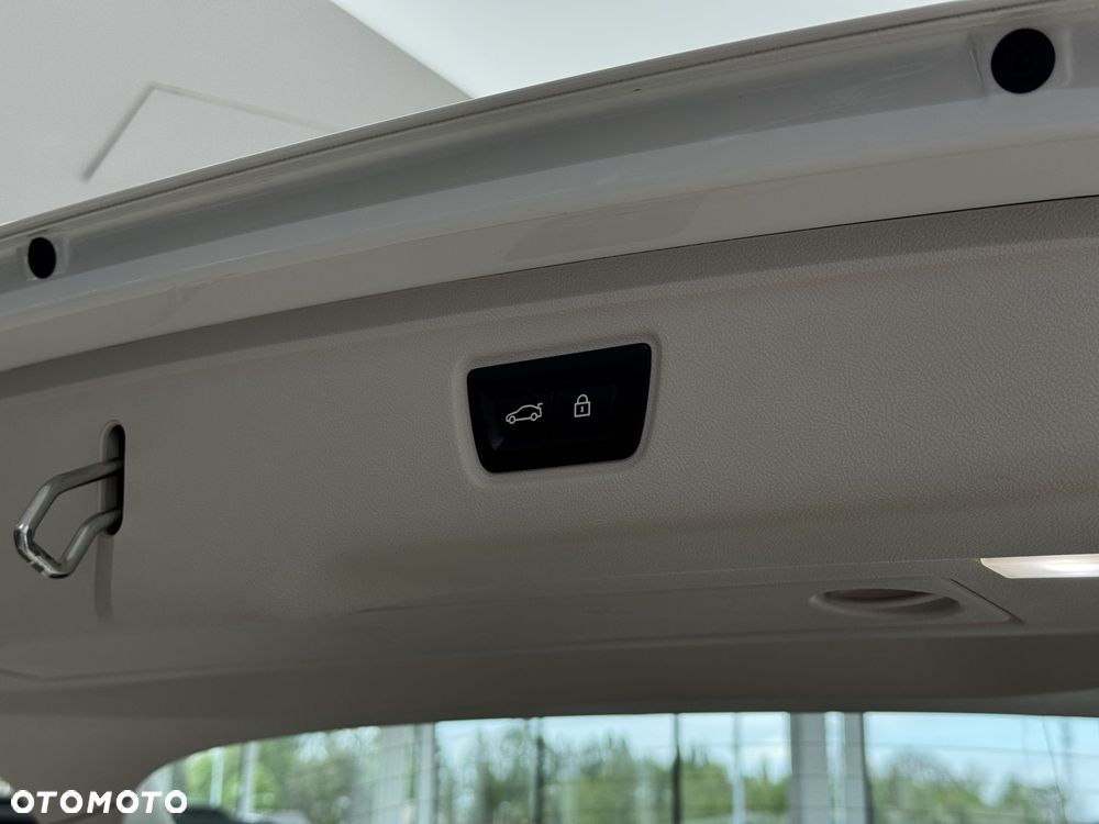BMW Seria 3 320d xDrive MHEV Advantage - 19