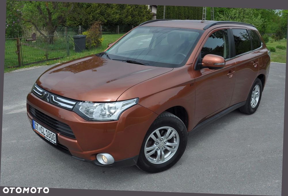 Mitsubishi Outlander 2.0 2WD SUV-Star - 1
