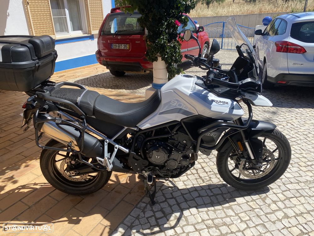 Triumph Tiger 900 GT - 4