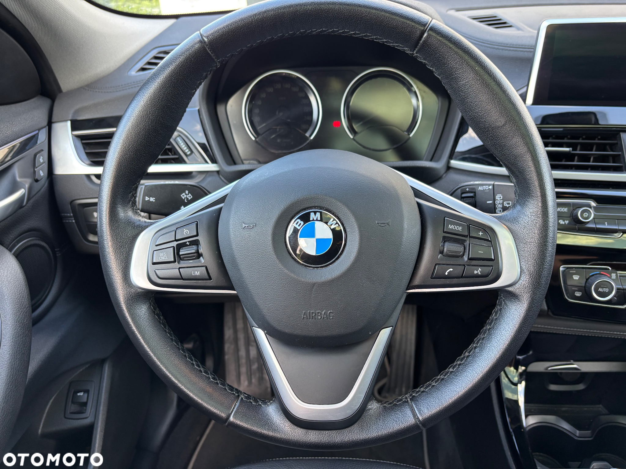 BMW X2 sDrive18d Edition GoldPlay - 23