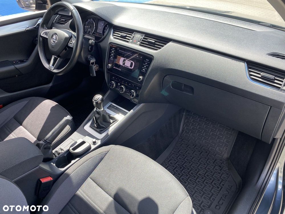 Skoda Octavia - 16