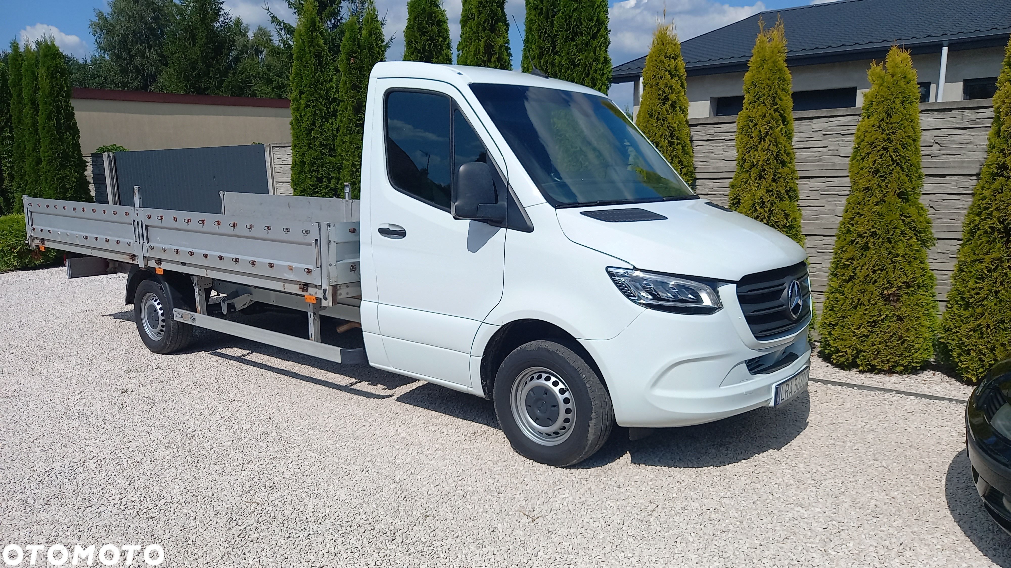 Mercedes-Benz Sprinter - 1