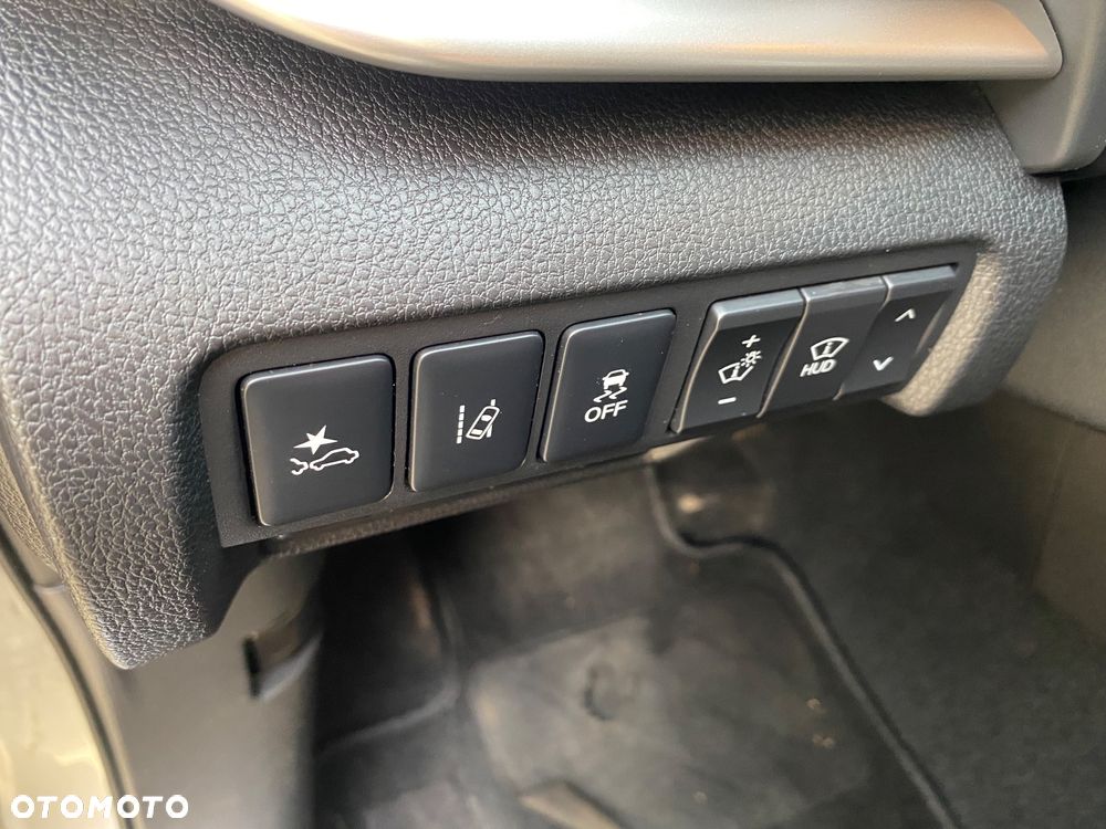 Mitsubishi Eclipse Cross 1.5 T-MIVEC ClearTec CVT 2WD Top - 31