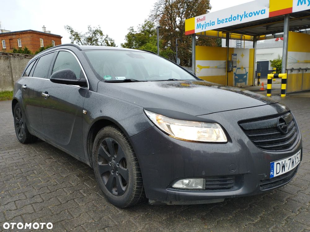Opel Insignia 2.0 CDTI Sports Tourer - 1