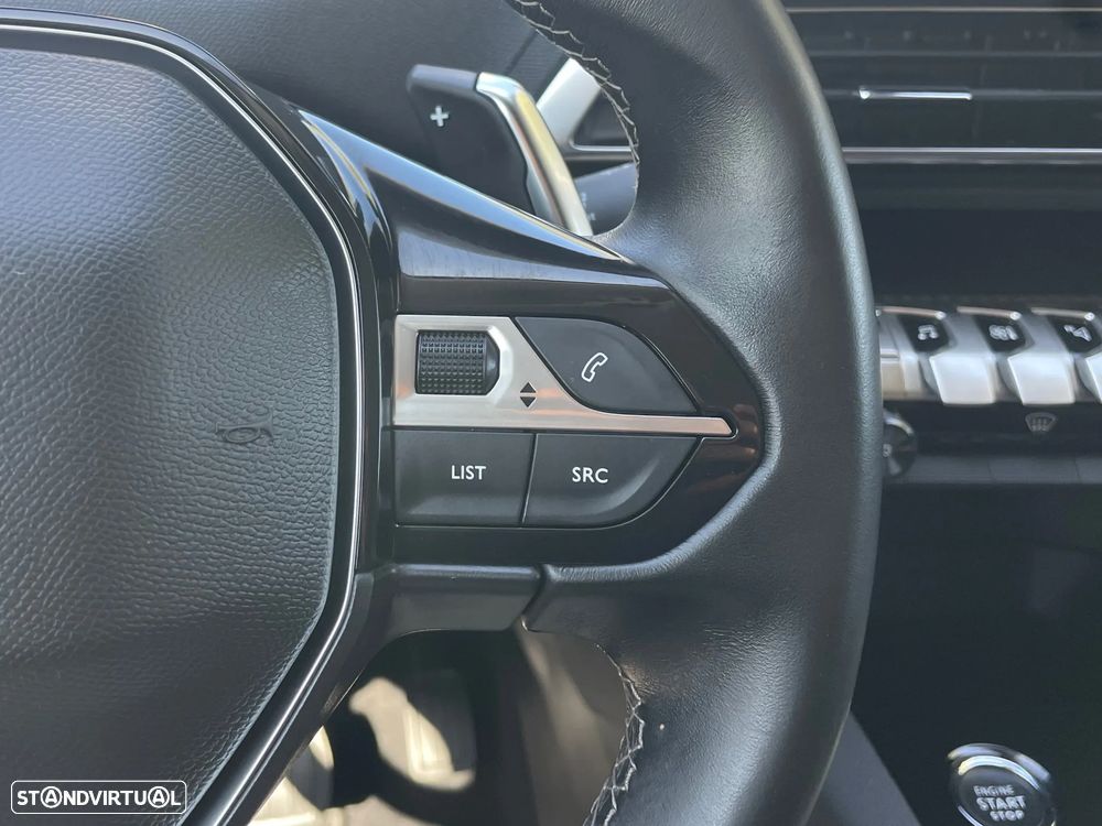 Peugeot 3008 1.6 Hybrid Allure Pack e-EAT8 - 35