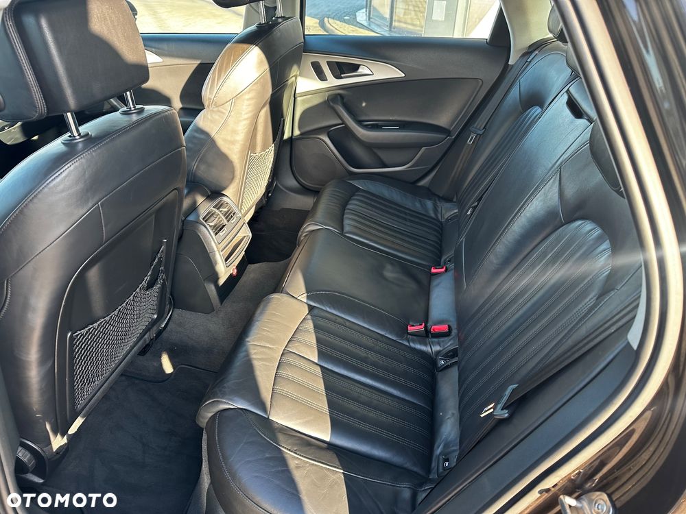 Audi A6 Avant 2.0 TDI quattro S tronic - 17