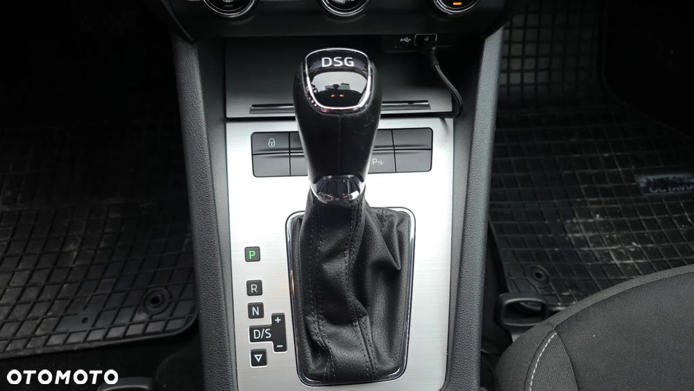 Skoda Octavia 1.4 TSI Ambition DSG - 10