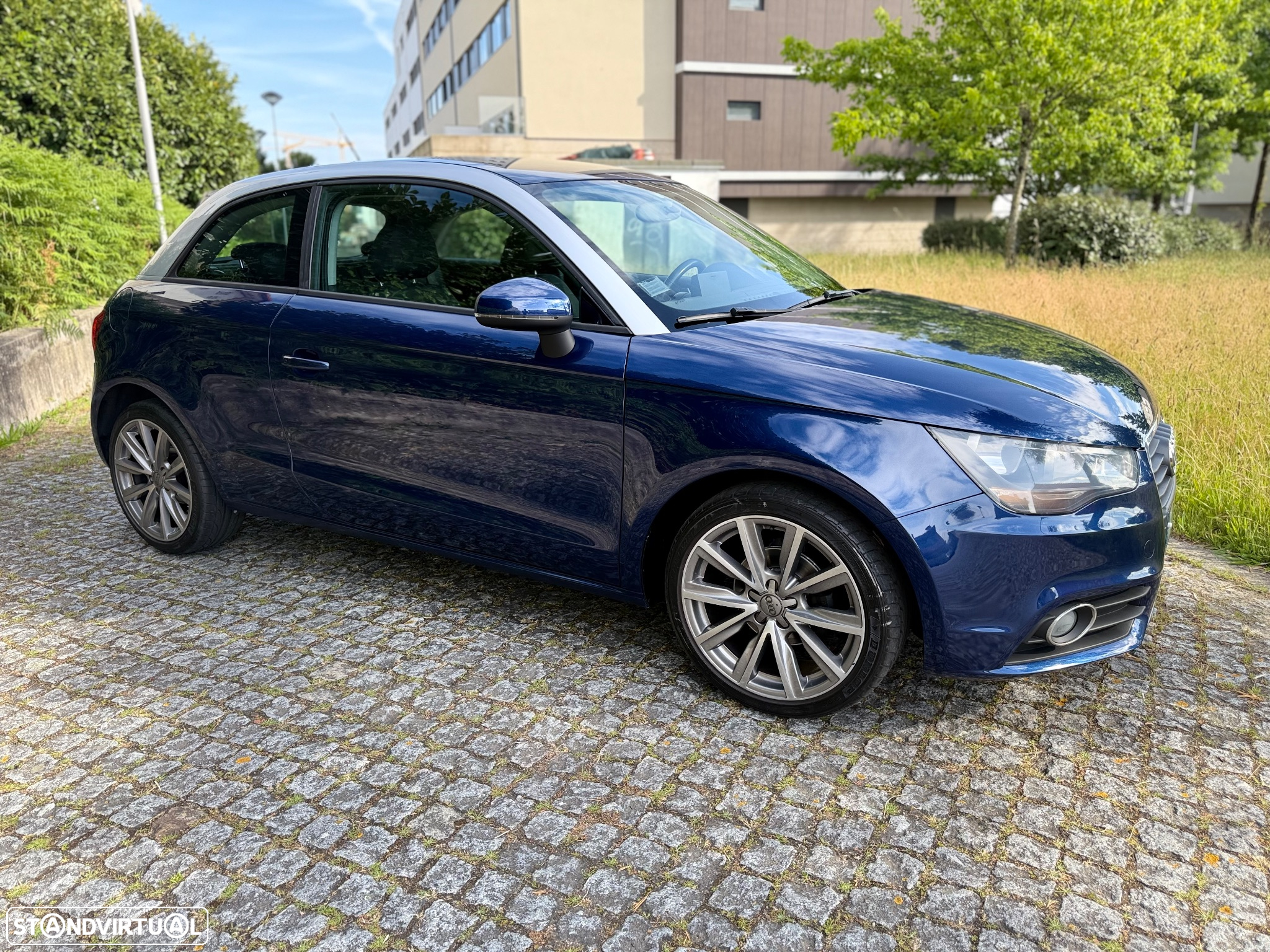 Audi A1 1.2 TFSI Attraction - 2
