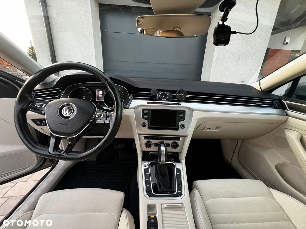 Volkswagen Passat 2.0 TDI BMT Comfortline DSG - 5