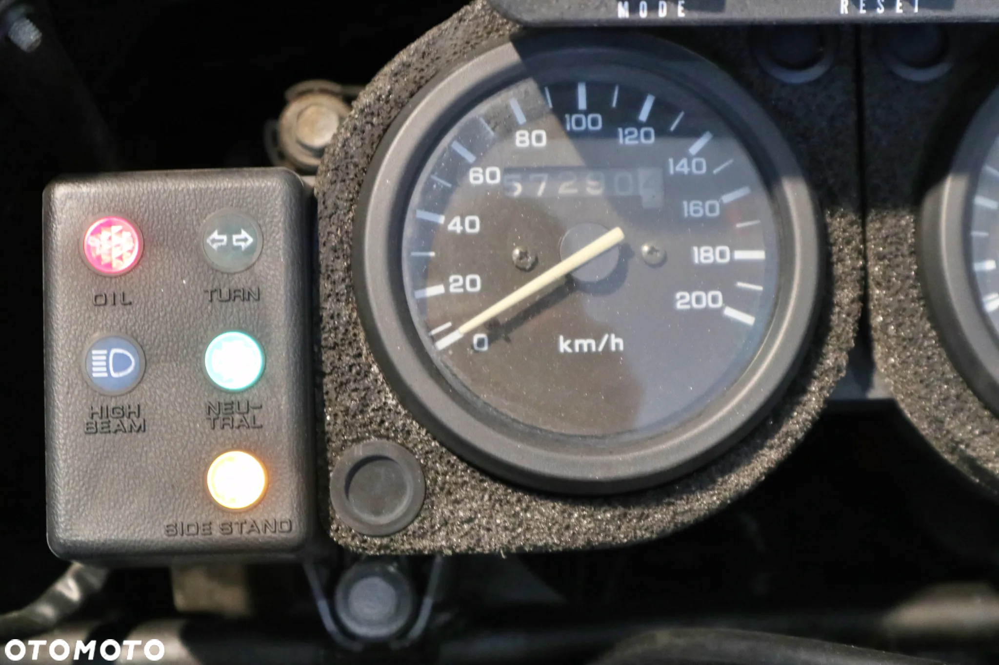 Honda XRV - 7