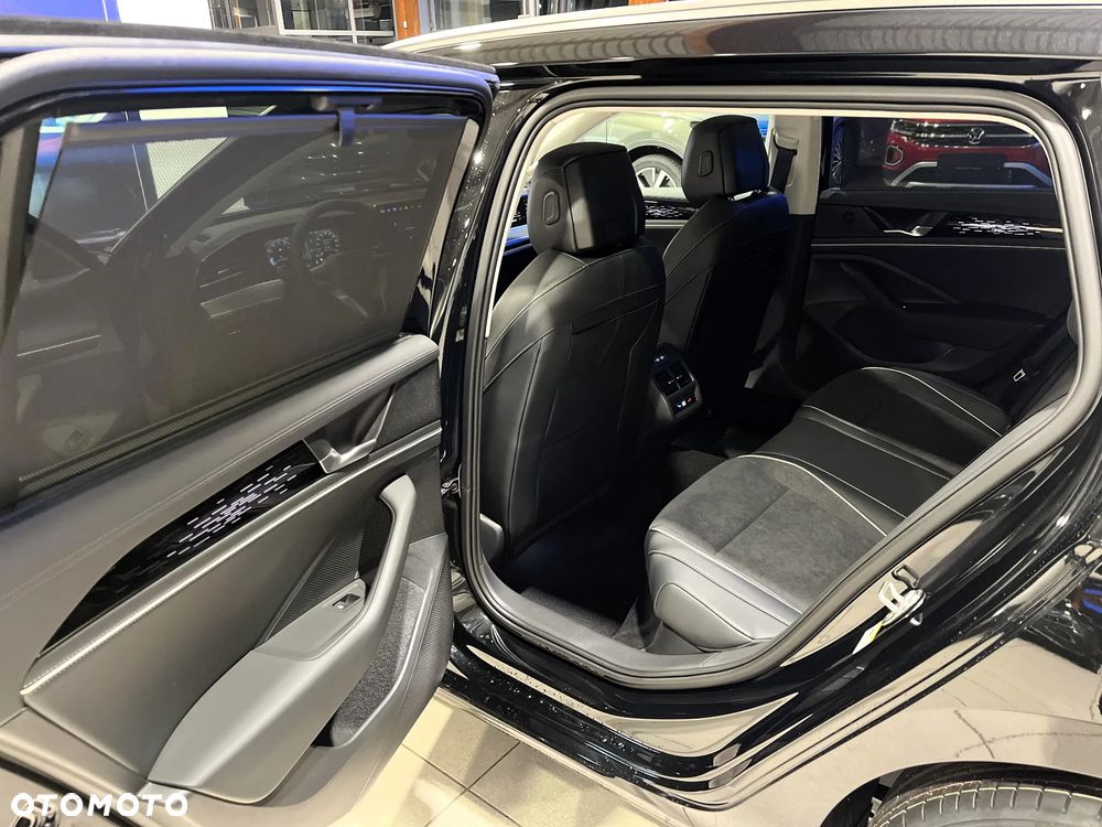 Volkswagen Passat Variant 2.0 TSI Business Plus DSG - 28