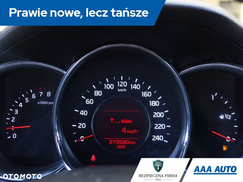 Kia Ceed - 12