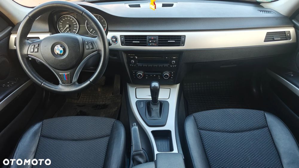 BMW Seria 3 318i Edition Sport - 20