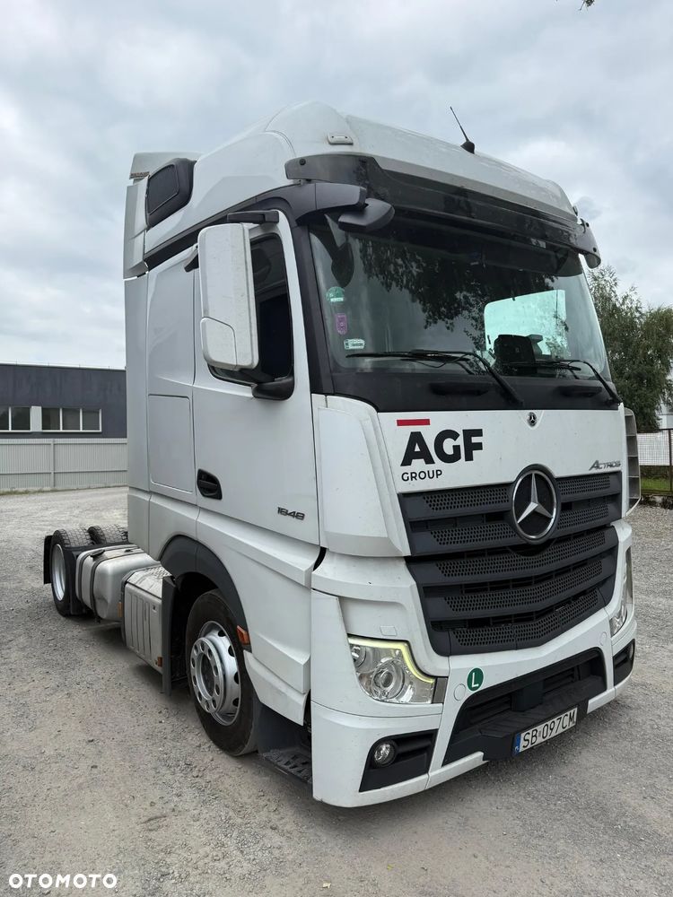 Mercedes-Benz Actros 1848 Low Deck Mega - 1