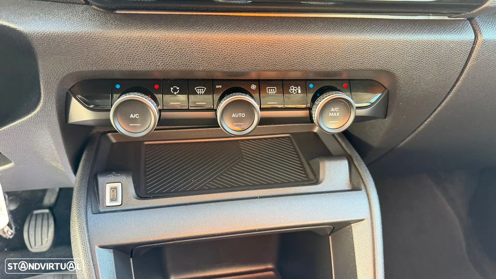 Citroën C4 BlueHDi 110 Stop&Start FEEL PACK - 15