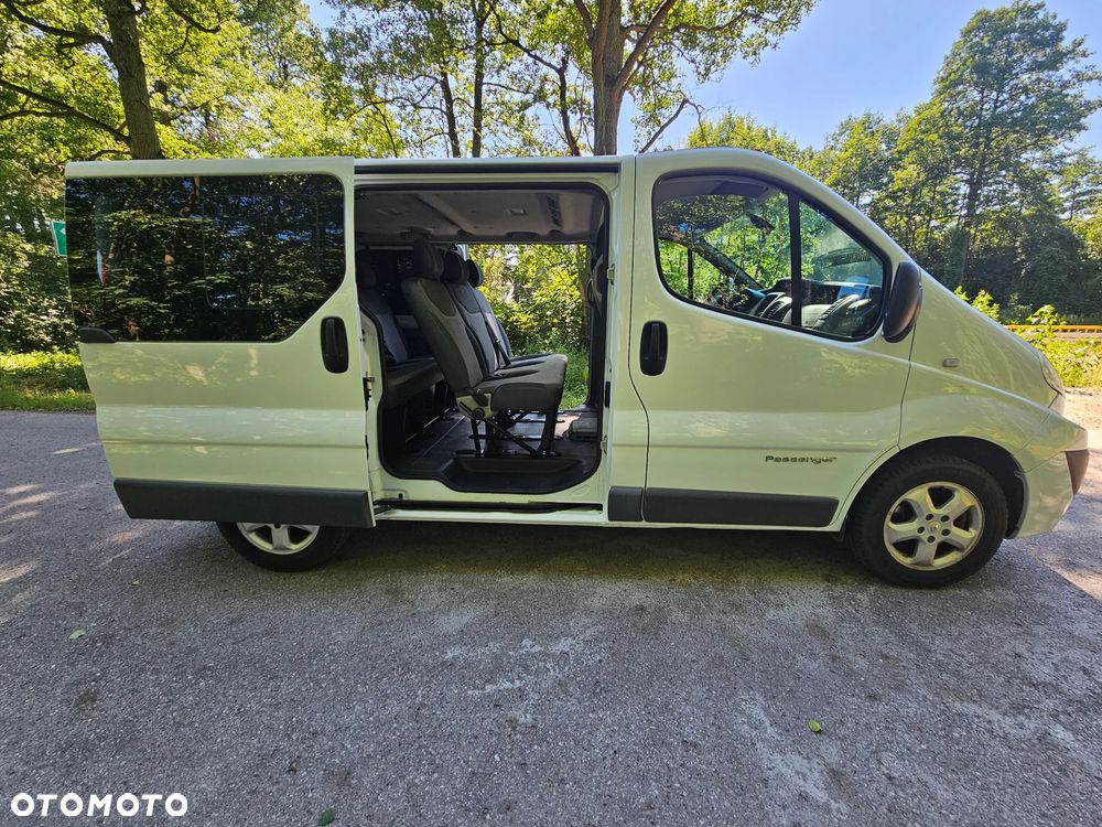 Renault Trafic Passenger Expression - 7