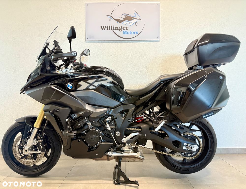 BMW XR