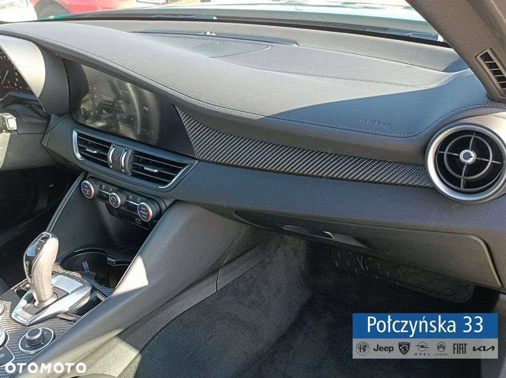 Alfa Romeo Giulia - 26