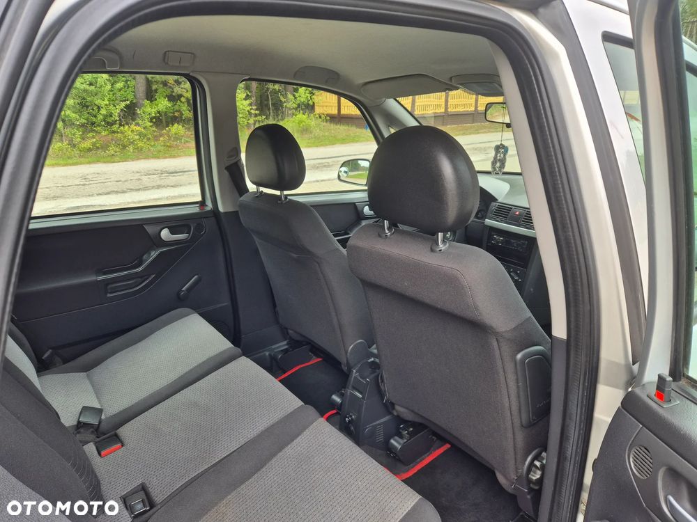 Opel Meriva 1.6 (Essentia) - 21