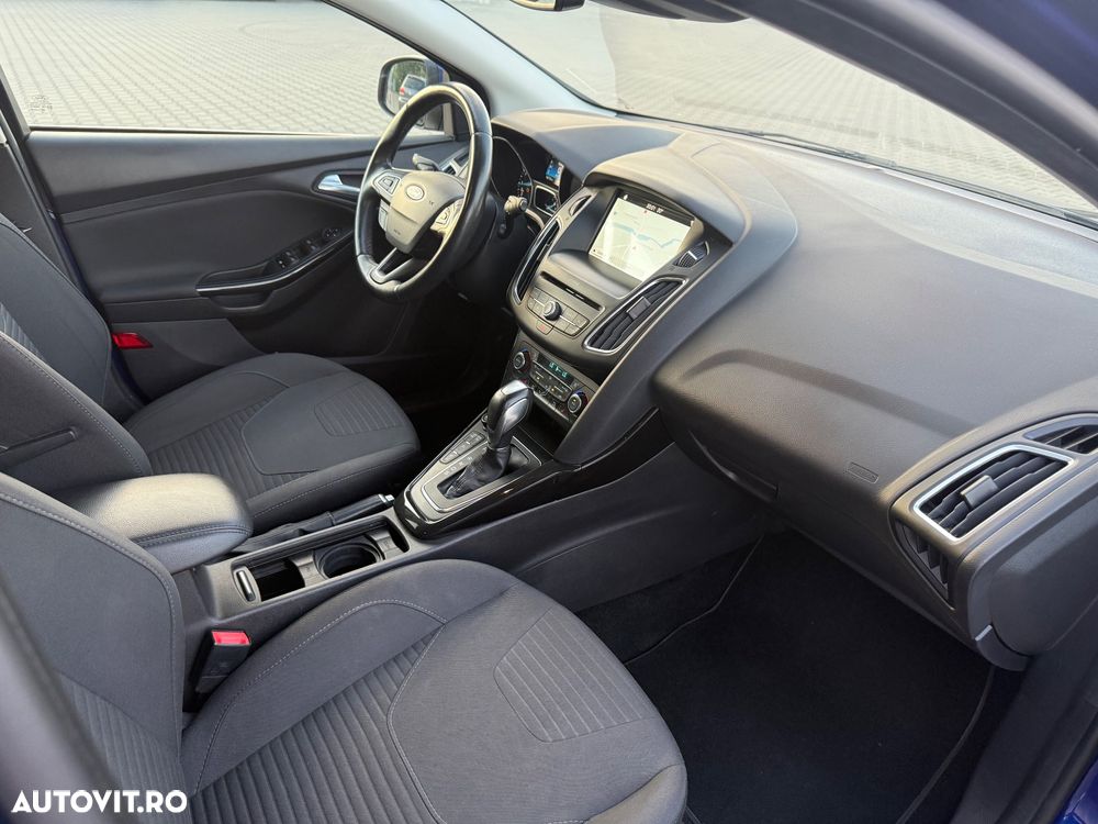 Ford Focus - 28