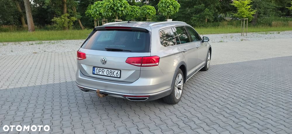 Volkswagen Passat - 3