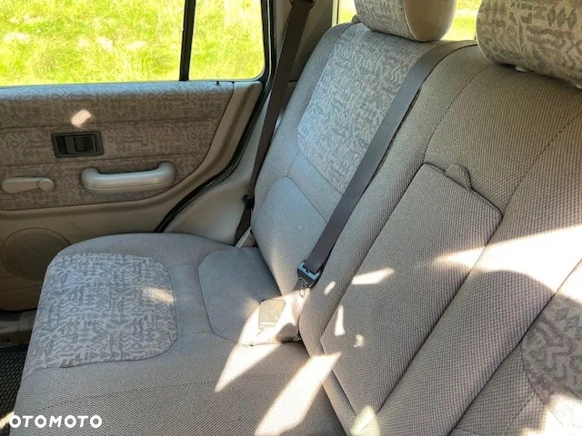 Land Rover Freelander 2.0 D - 9