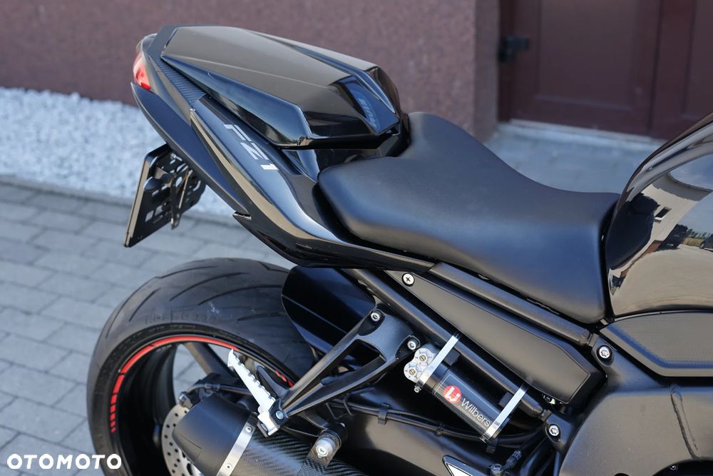 Yamaha FZ - 6