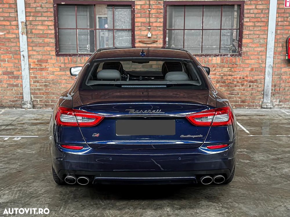Maserati Quattroporte - 6