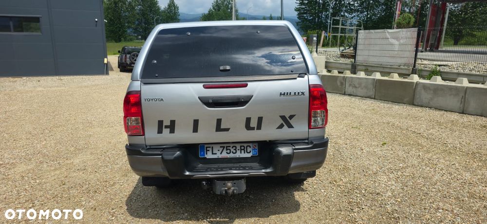 Toyota Hilux 2.4 D-4D Extra Cab SR 4x4 - 10