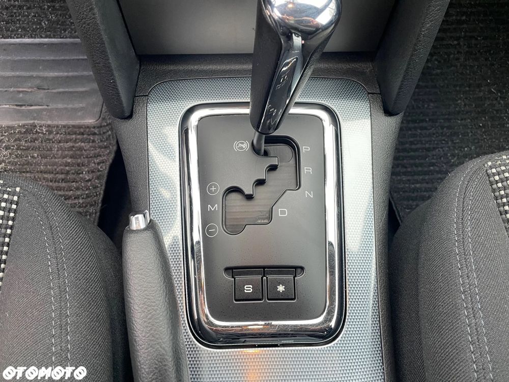 Peugeot 407 HDi 135 Automatik Business Line - 27