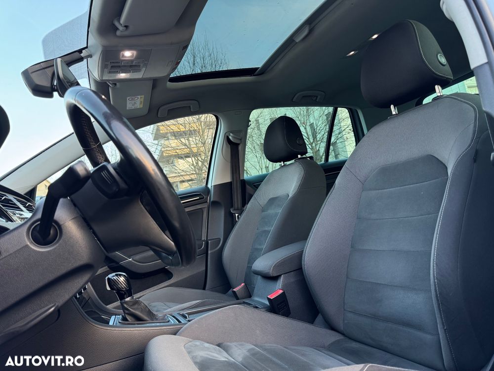 Volkswagen Golf 1.5 TSI DSG Highline - 16