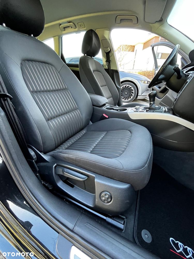 Audi A4 Avant 2.0 TDI - 14