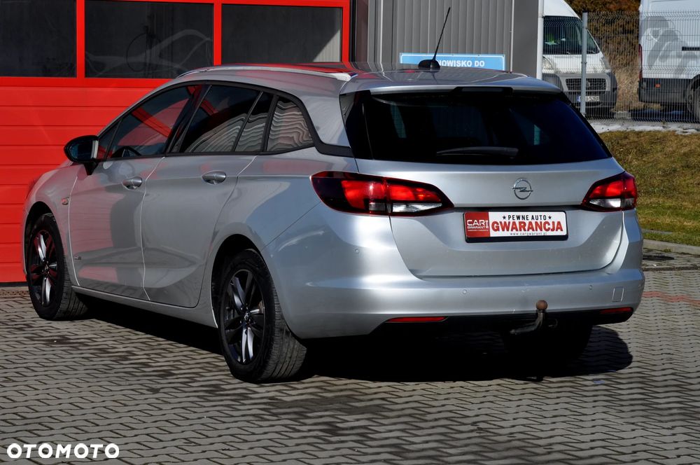 Opel Astra 1.5 D Start/Stop Automatik Design&Tech - 9